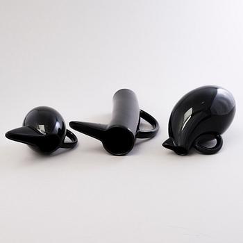 KATI TUOMINEN-NIITTYLÄ Three Black Ceramic Storybirds Jugs by Arabia, Finland, late 20th century.