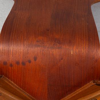 Arne Jacobsen, stol, "Grand Prix", Fritz Hansen, Danmark.