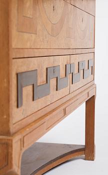 Carl Bergsten, an oak veneered sideboard/ chest of drawers, Nordiska Kompaniet Sweden 1923. Part of a set exhibited in Gothenburg 1923.