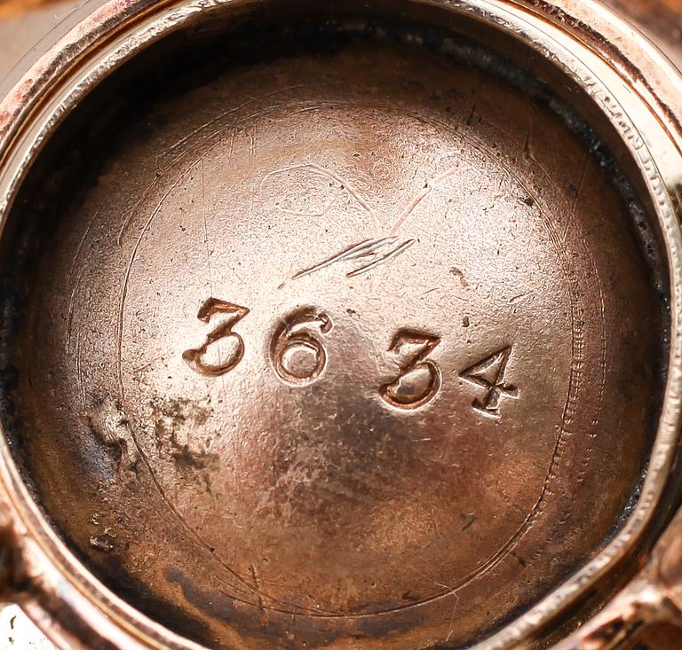 SALTKAR, 1 par, förgylld brons, omkring år 1900.