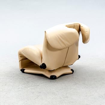 A leather easy chair 'Wink' by Toshiyuki Kita for Cassina, 1980's.