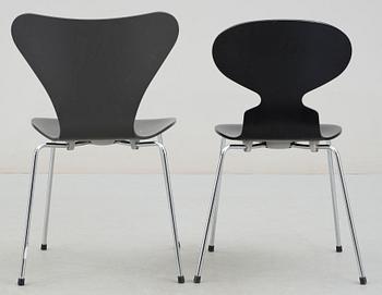 STOLAR, 2 st, "Myran" resp "Sjuan", Arne Jacobsen, Fritz Hansen.
