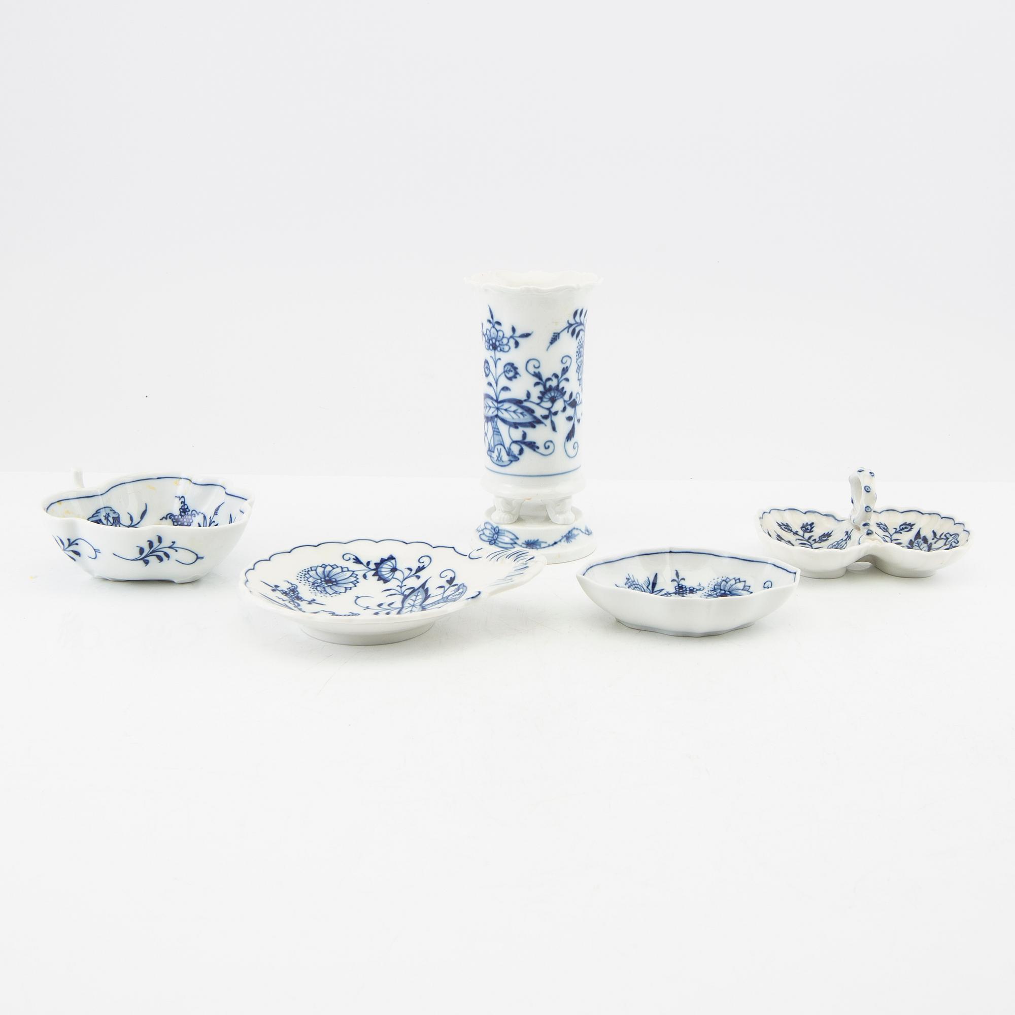 Servis 139 dlr porslin "Lökmönstret" Meissen Tyskland 1900-tal.