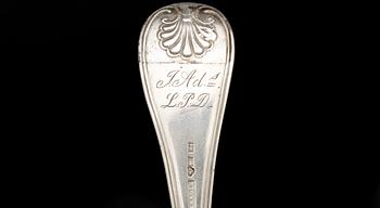 SKEDAR, 12 st, silver, bl a Peter Falk (1765-66) Falköping. främst 1700-tal. Tot vikt ca 605g.