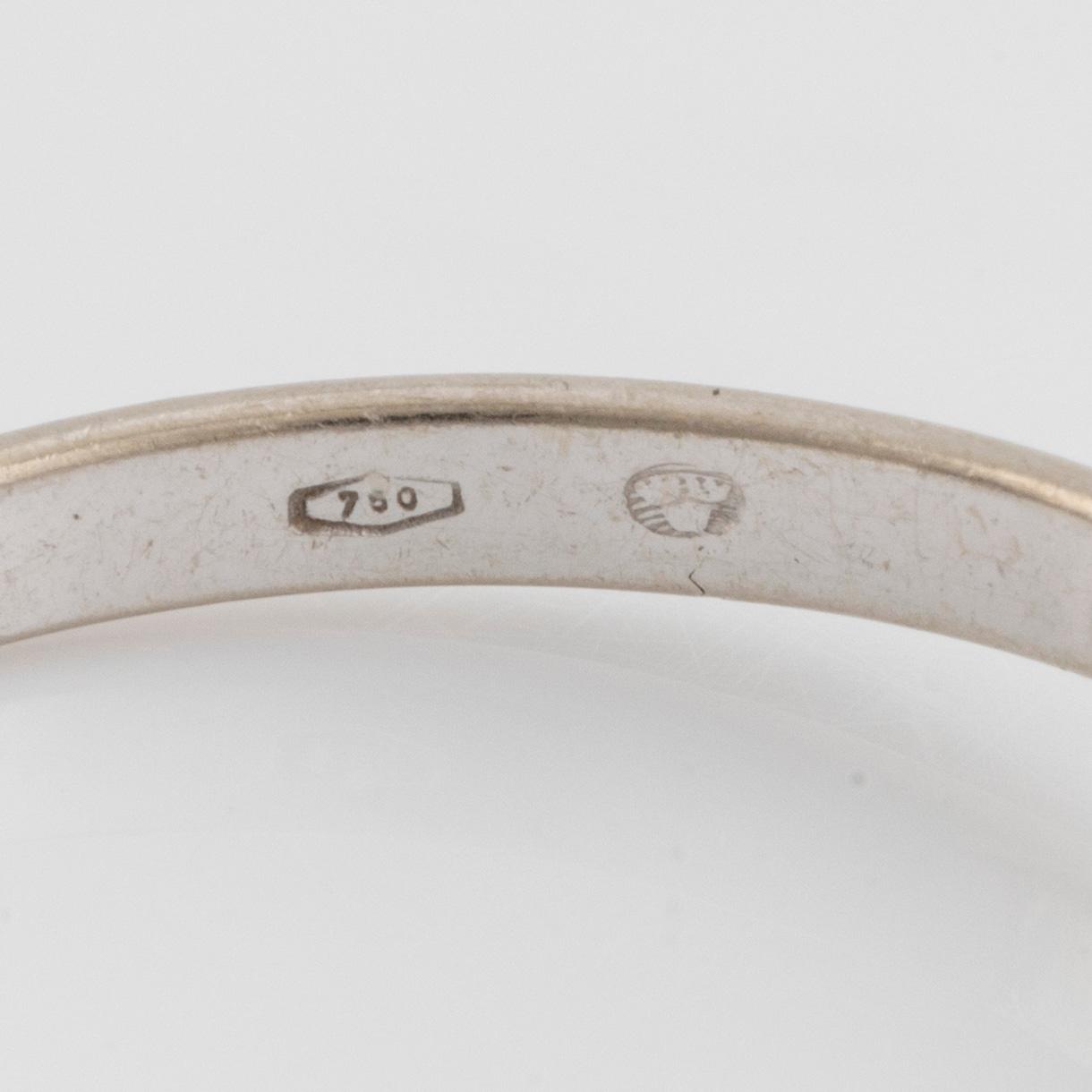 Brilliant cut diamond solitaire ring.