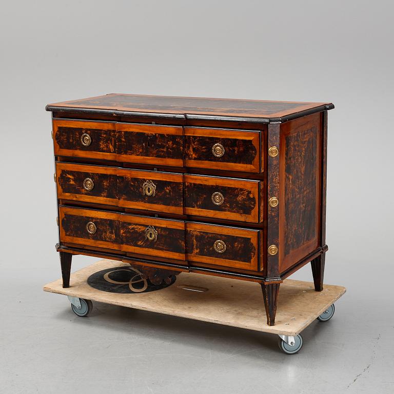 A late 18th century chest of drawers.