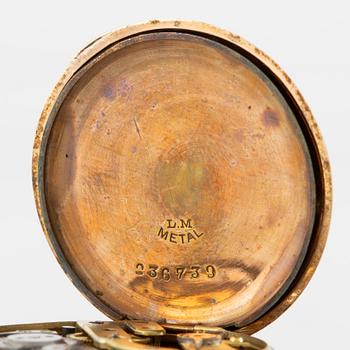 Pocket watch, 14K gold with chain, 32 mm.