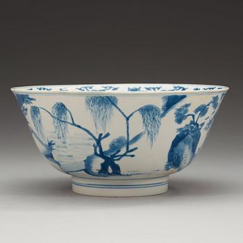 A blue and white bowl, Qing dynasty with Kangxi six character mark and period (1662-1722).