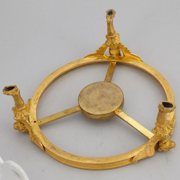 UPPSATSSKÅLAR tre stycken, 1800-talets andra hälft, empirestil.