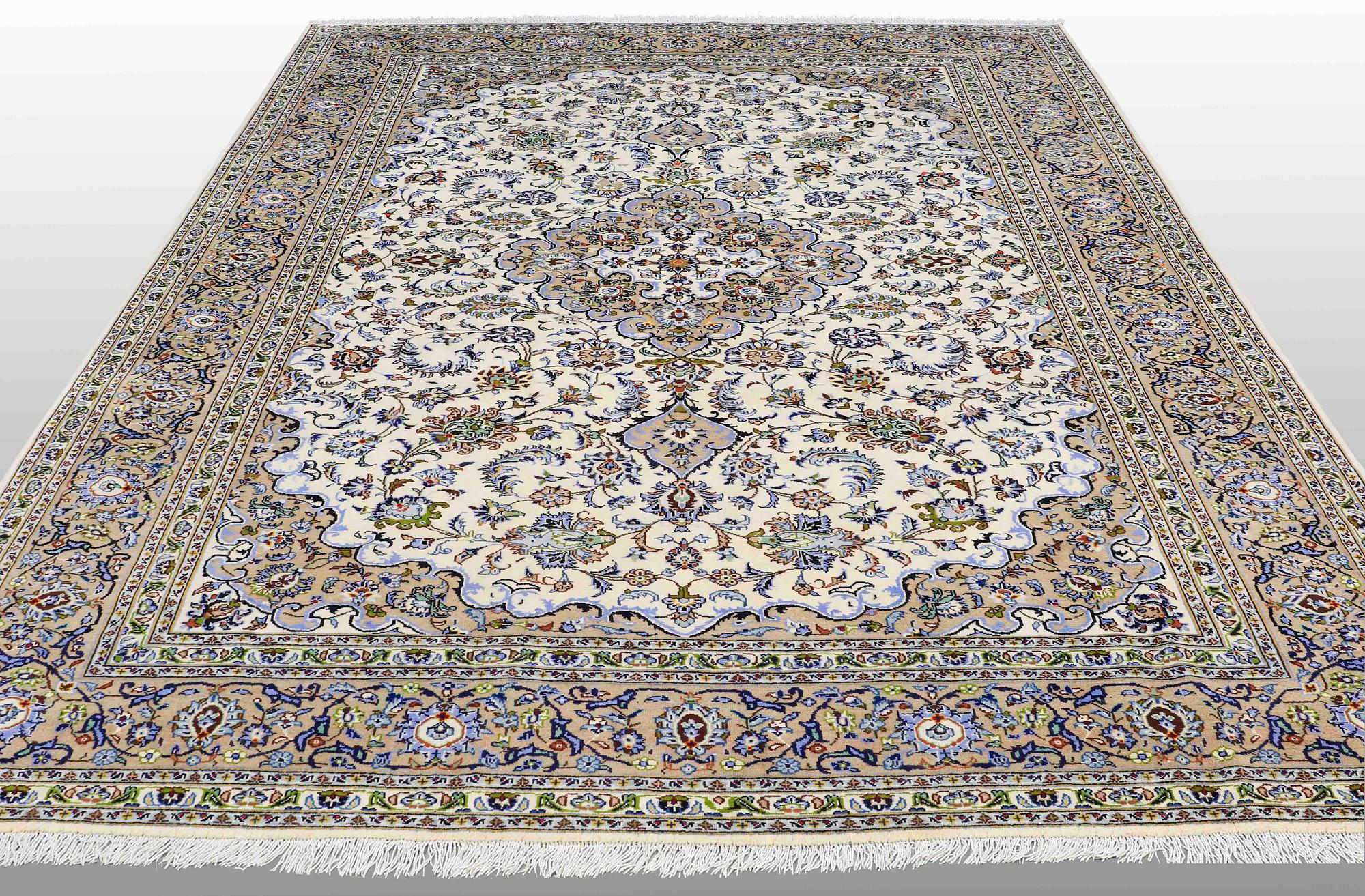 Carpet, Keshan, approx. 350 x 244 cm.