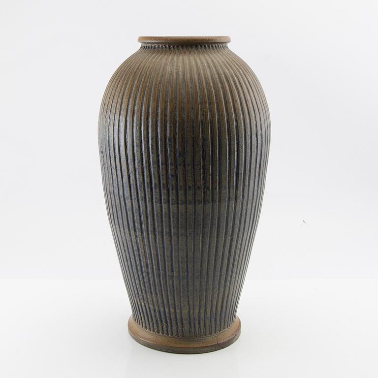 Arthur Andersson, floor vase, Vallåkra, stoneware, mid-20th century.