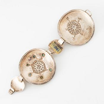 Lars Arby, a bracelet, sterling silver with green stones, Gothenburg 1967.
