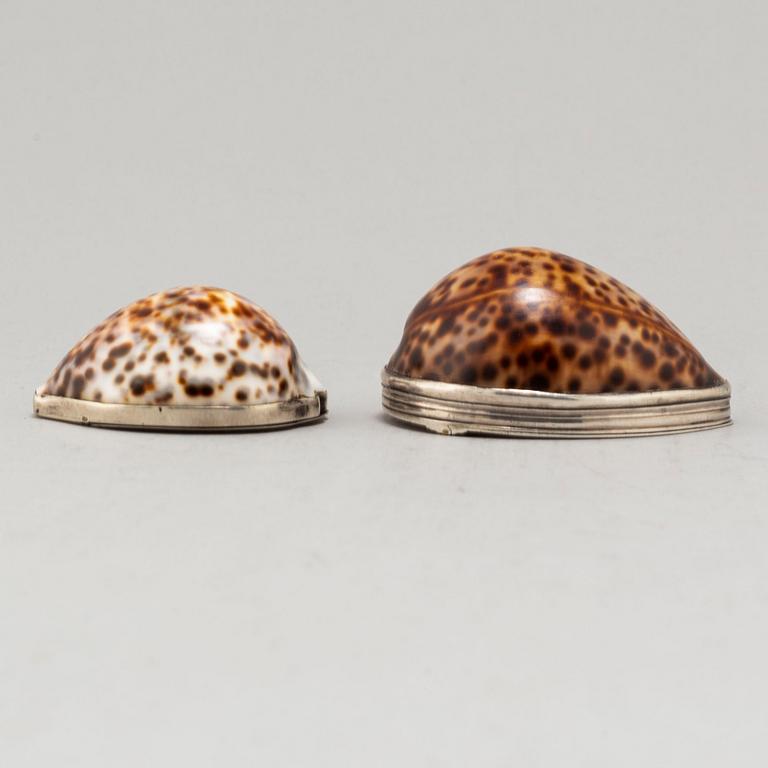 Two Swedish first half of the 19th century silver and shell snuff boxes.