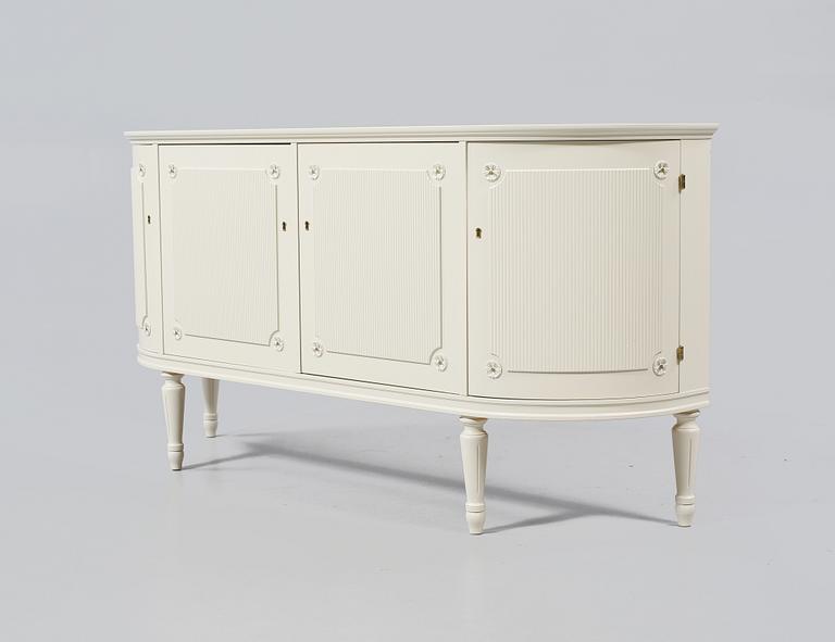 SIDEBOARD, gustaviansk stil, 1900-talets andra hälft.