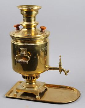 SAMOVAR, mässing, Ryssland ca år 1900.