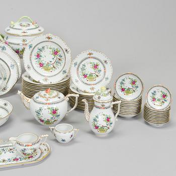 Herend, matservis, 100 delar, porslin, "Indian Basket" Ungern.