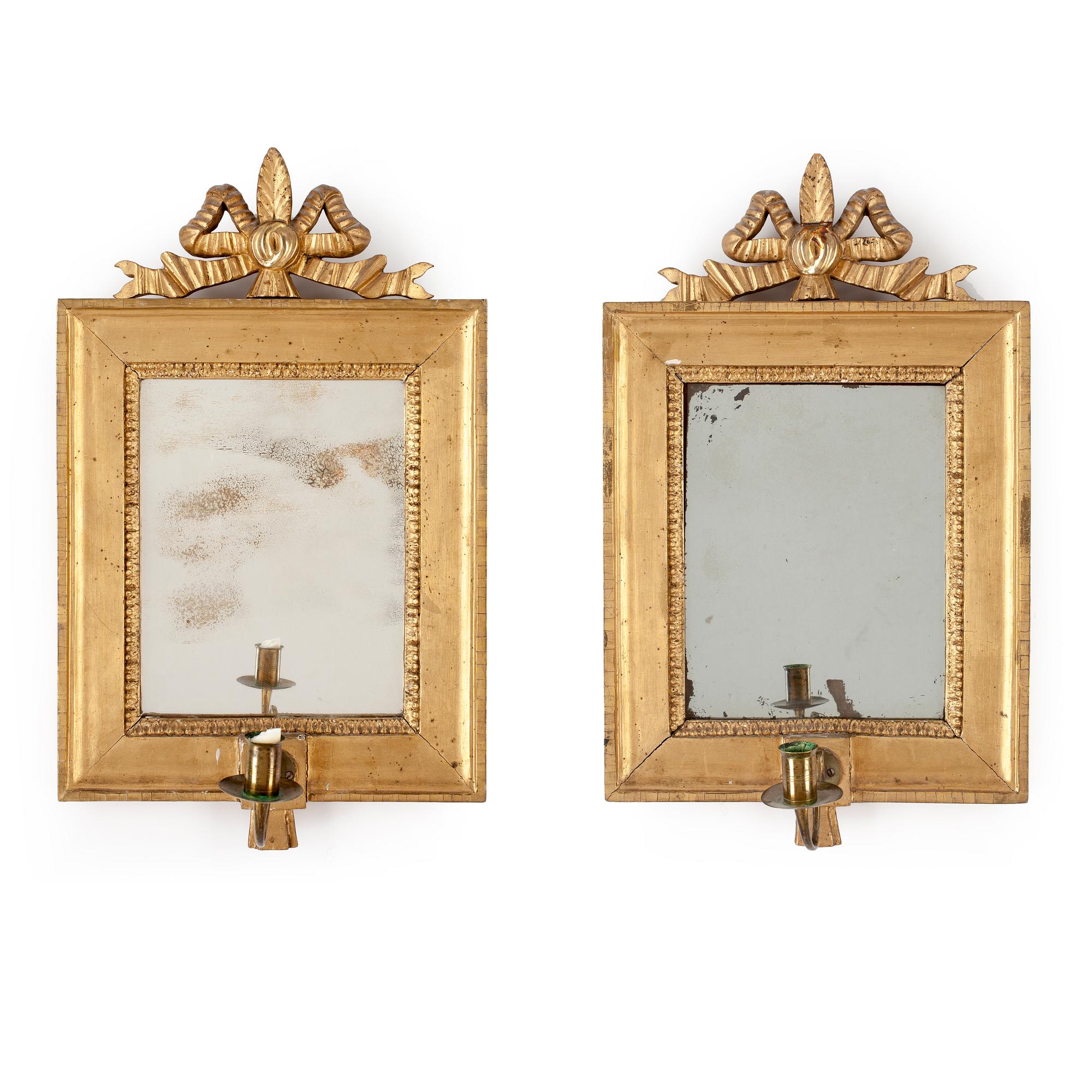 SPEGELLAMPETTER, ett par, Stockholms hallstämpel 1833.