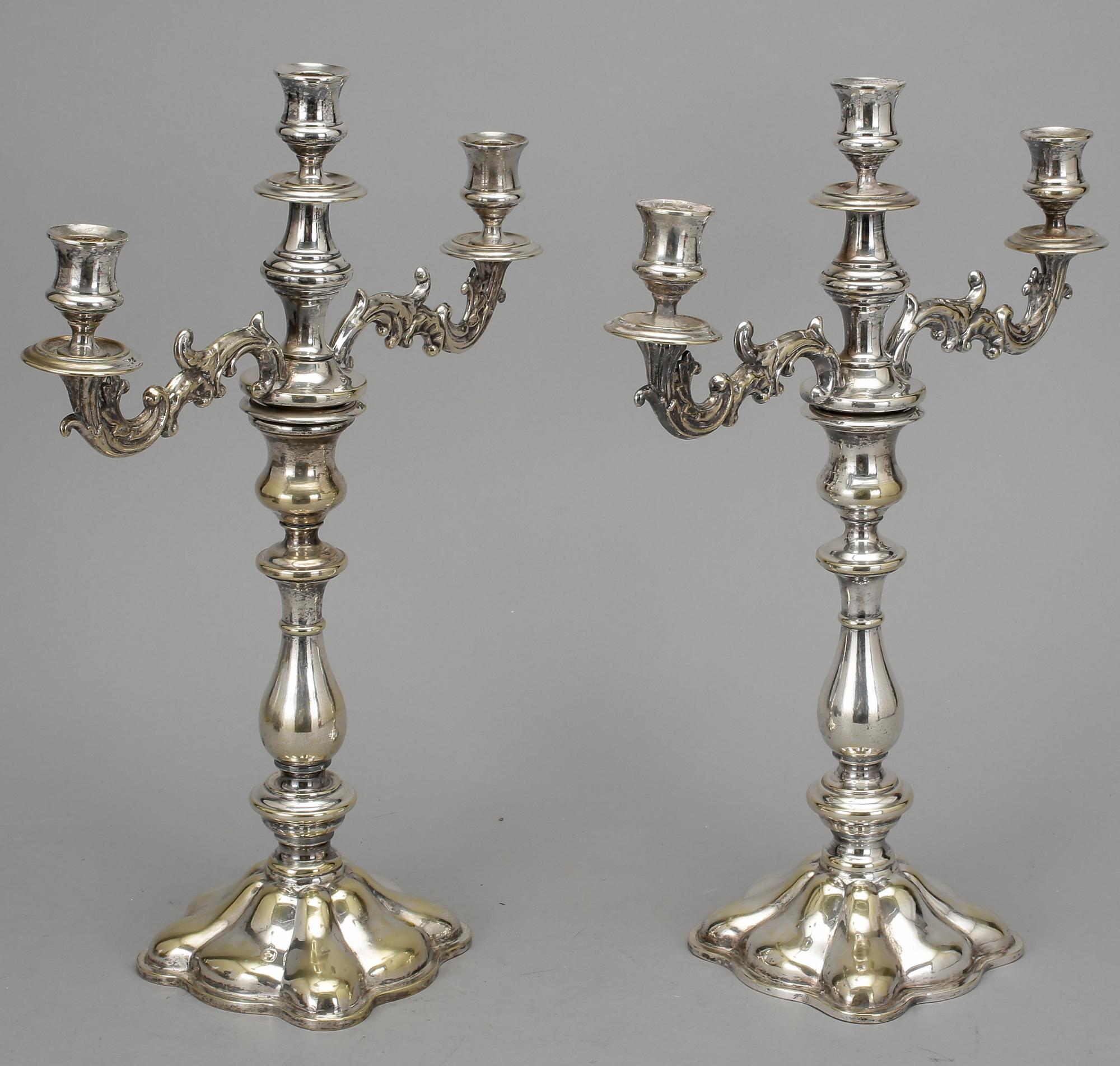 KANDELABRAR, ett par, nysilver. Warszawa, 1800-talets slut.