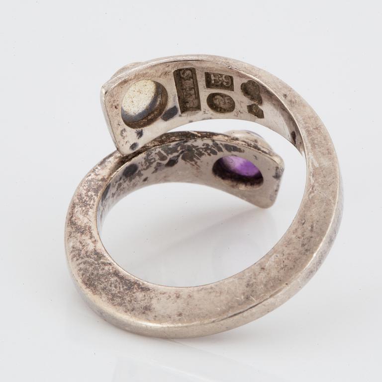 SVEN-ERIK HÖGBERG, Ring + Armring, silver med cabochonslipade stenar.