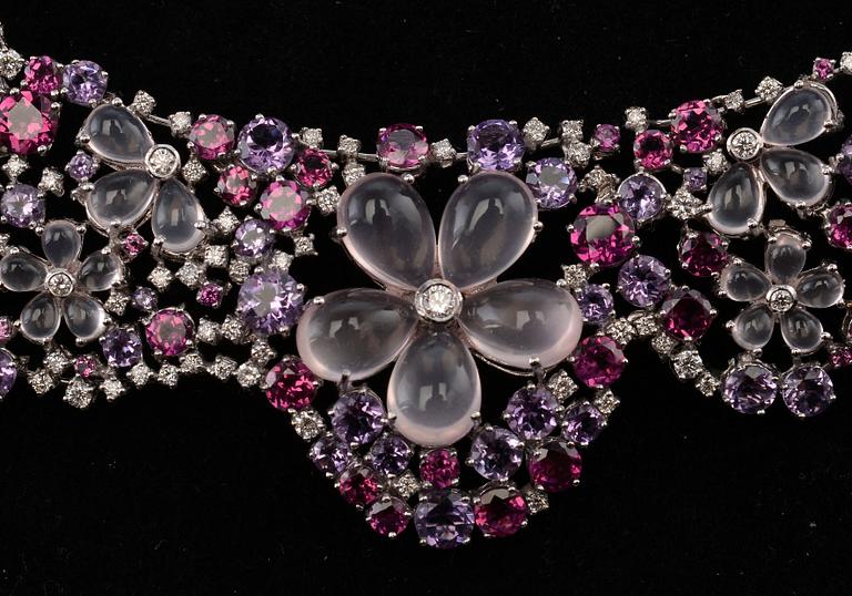 A NECKLACE,  rose quartz, amethyst, tourmaline and brilliant cut diamonds c. 3.28 ct. Weight 113 g.