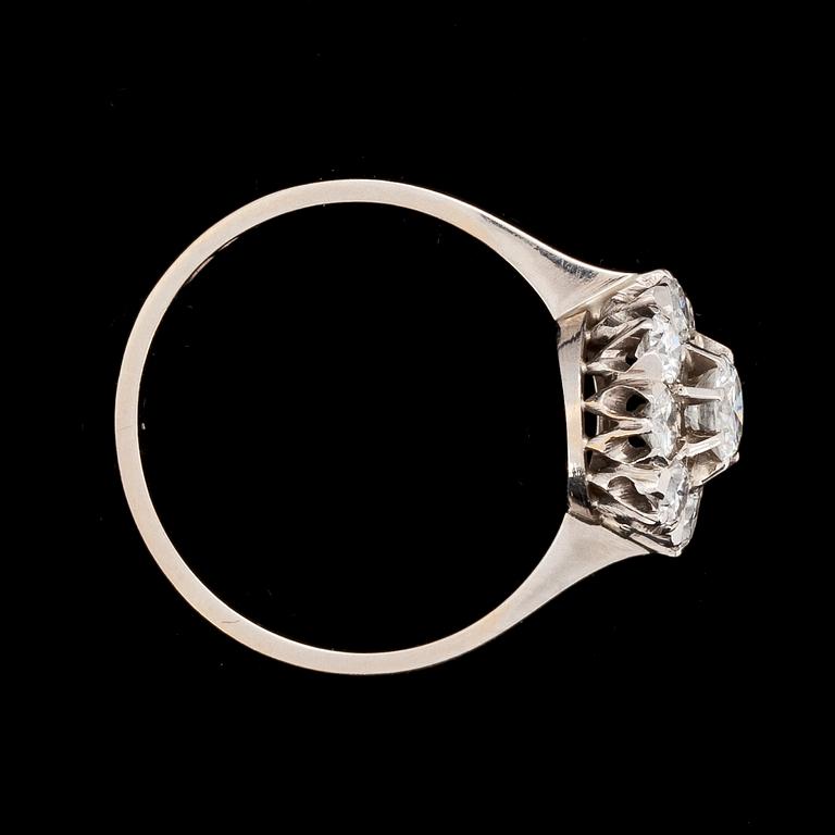 A brilliant cut diamond ring, tot. app. 1 ct, Stockholm 1951.