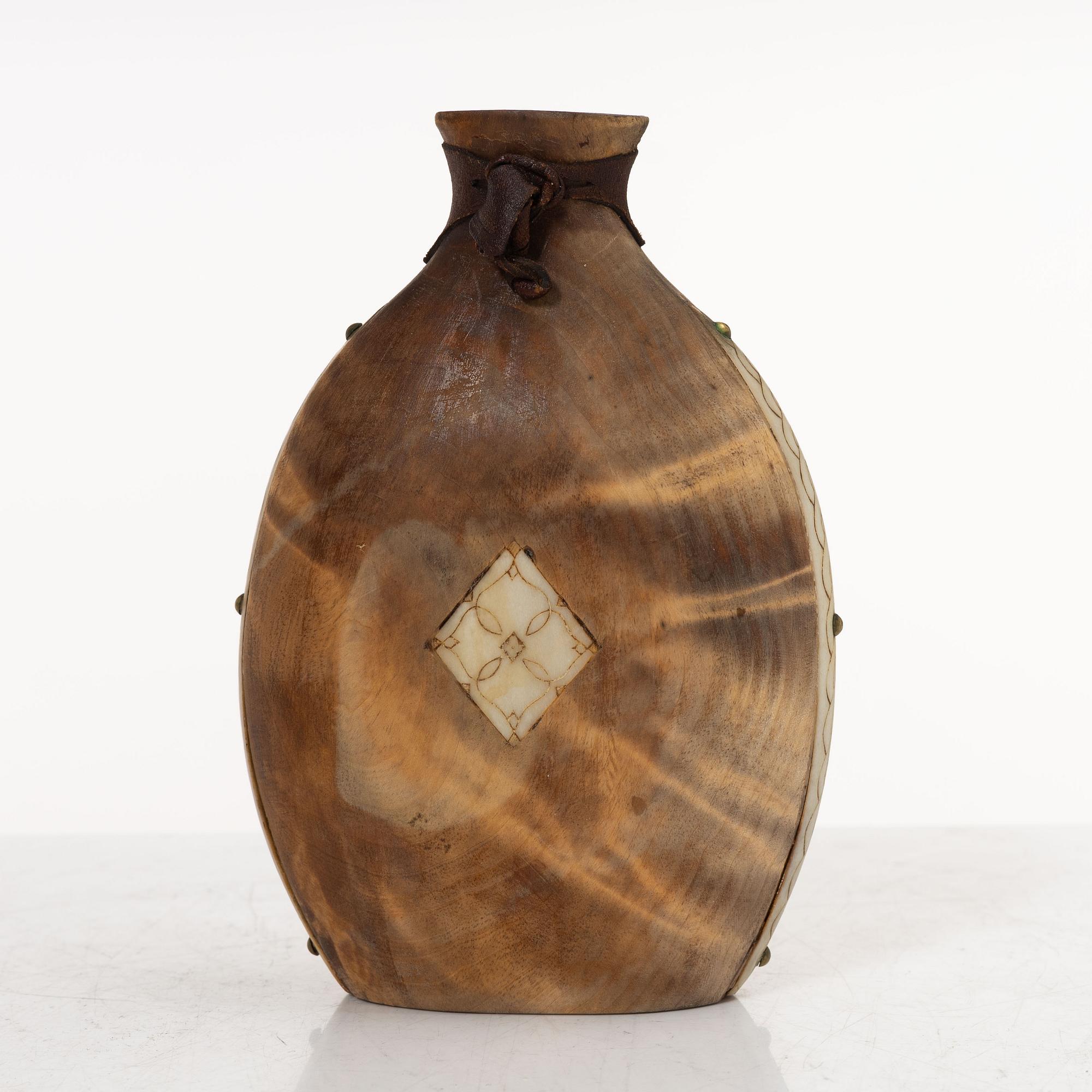 Sámi craftsmanship, five pieces.