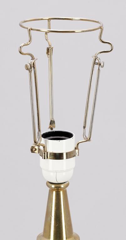 BORDSLAMPA, mässing och kolmårdsmarmor, 1900-talets mitt.