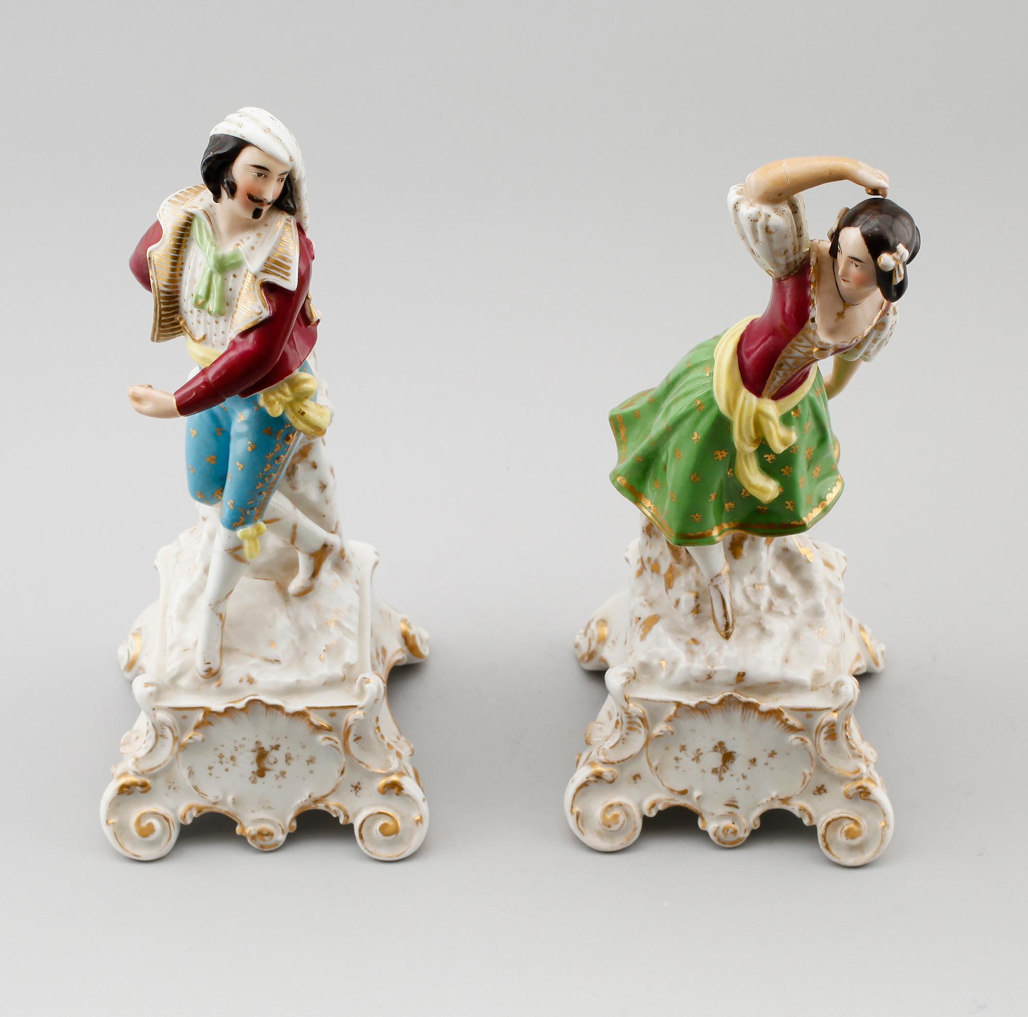 FIGURER, 1 par, porslin, möjligen Tyskland, 1800-talets mitt.