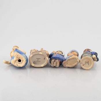 Lisa Larson, figuriner, 5 st, stengods, K-Studion Gustavsberg och Gustavsbergs Studio.