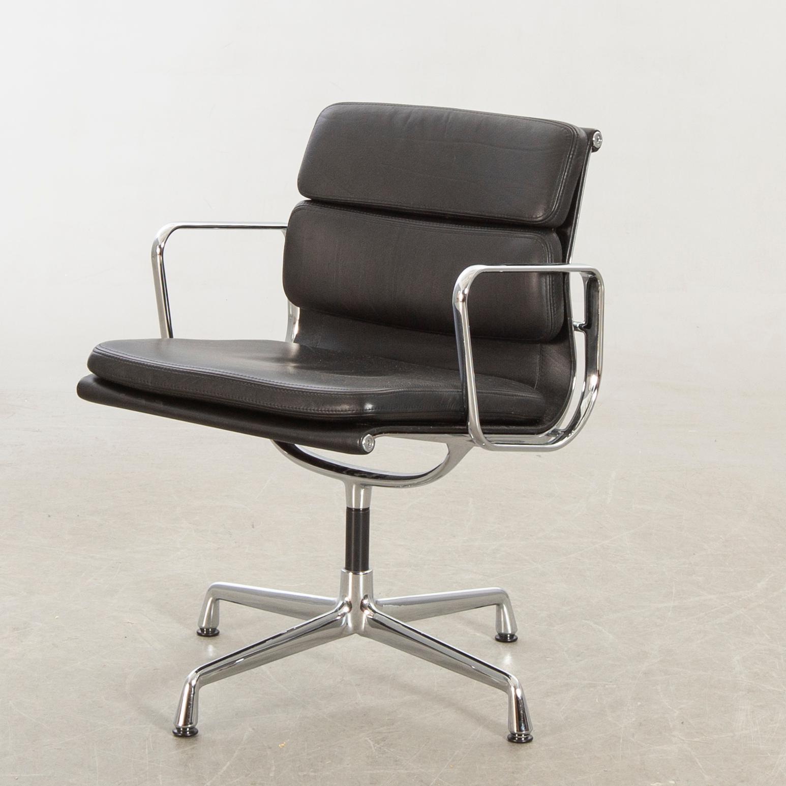 Charles and Ray Eames, 'EA 208 Soft Pad Chair' for Vitra.