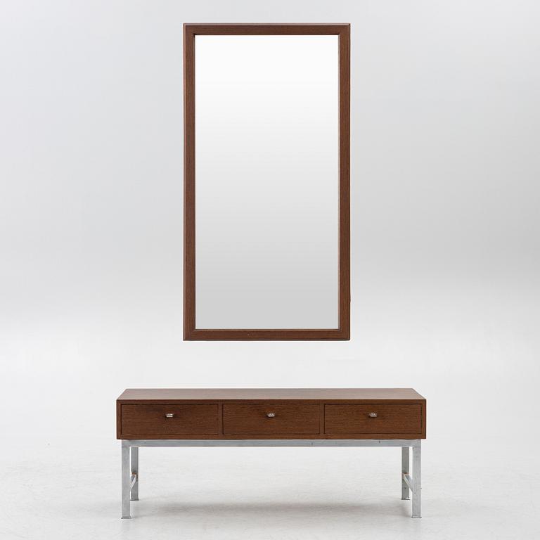 Hallmöbel, två delar, Glas & Trä, Hovmantorp, 1970-tal.