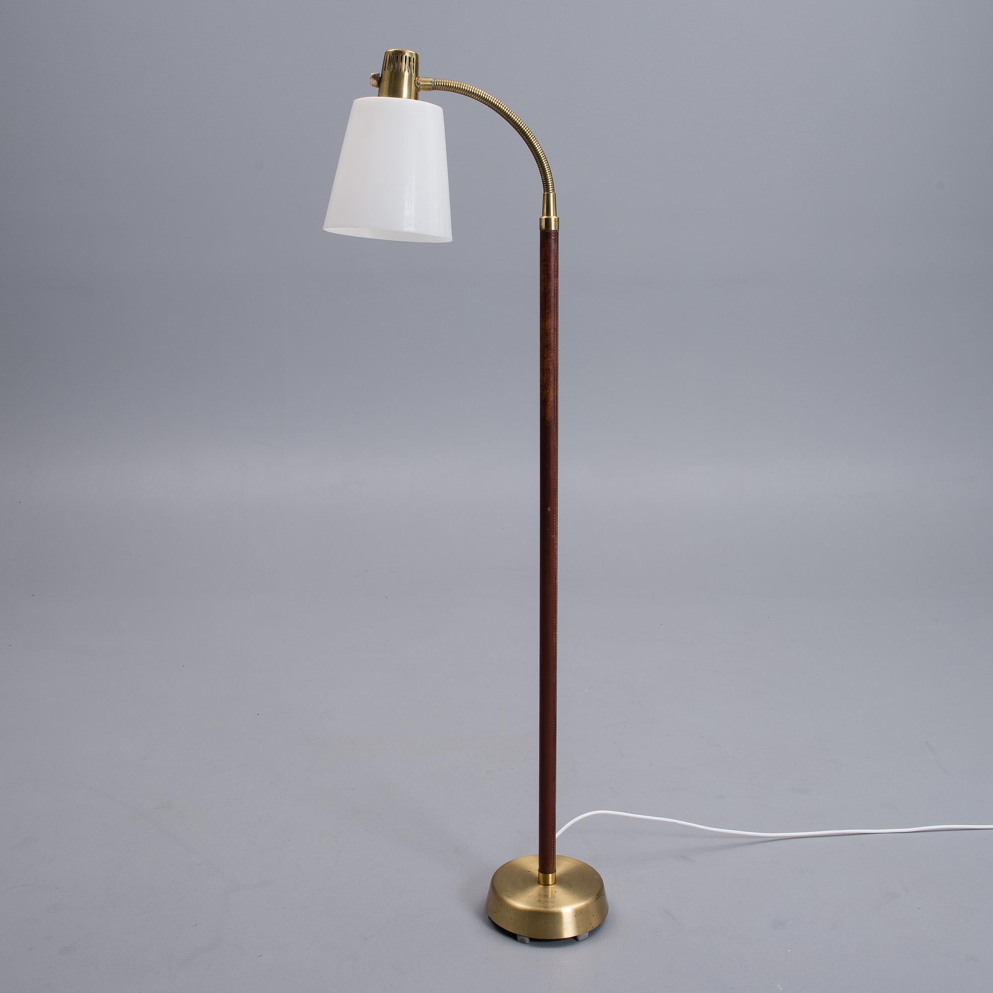 GOLVLAMPA, möjligen Hans Bergström, Ateljé Lyktan, 1900-talets senare hälft.