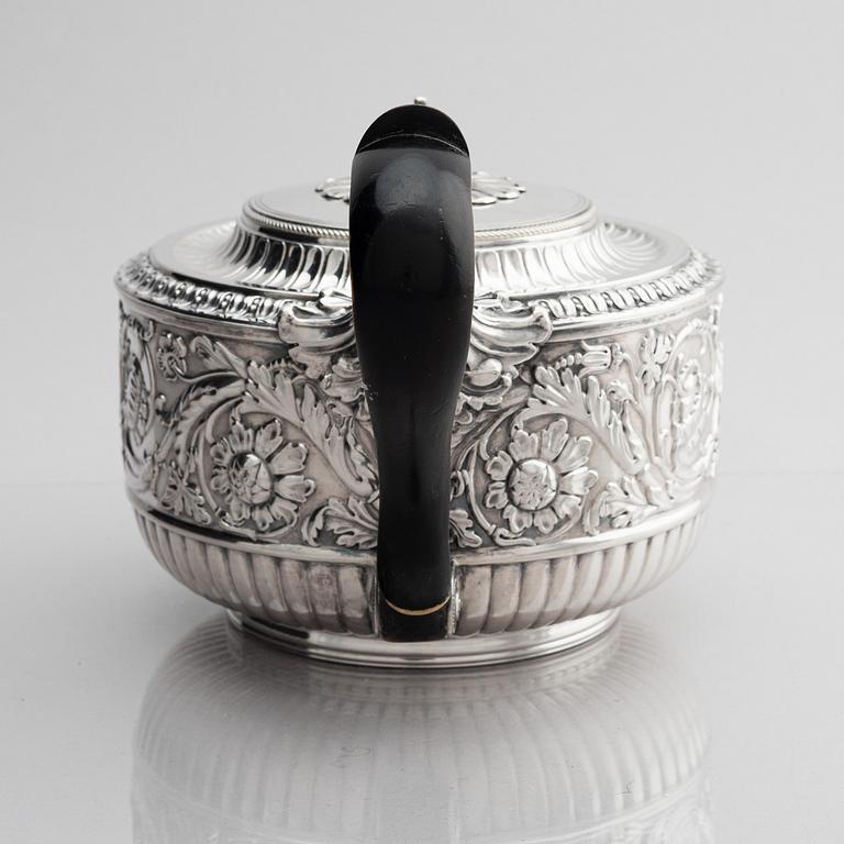 Adolf Zethelius, tekanna, silver, Stockholm 1833.