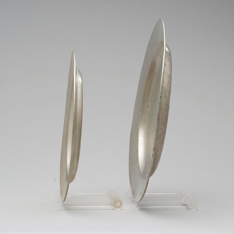 Two pewter dishes by G Östling 1783/85.