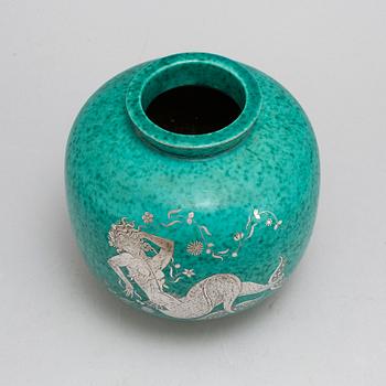 WILHELM KÅGE, an 'Argenta' stoneware vase from Gustavsberg.