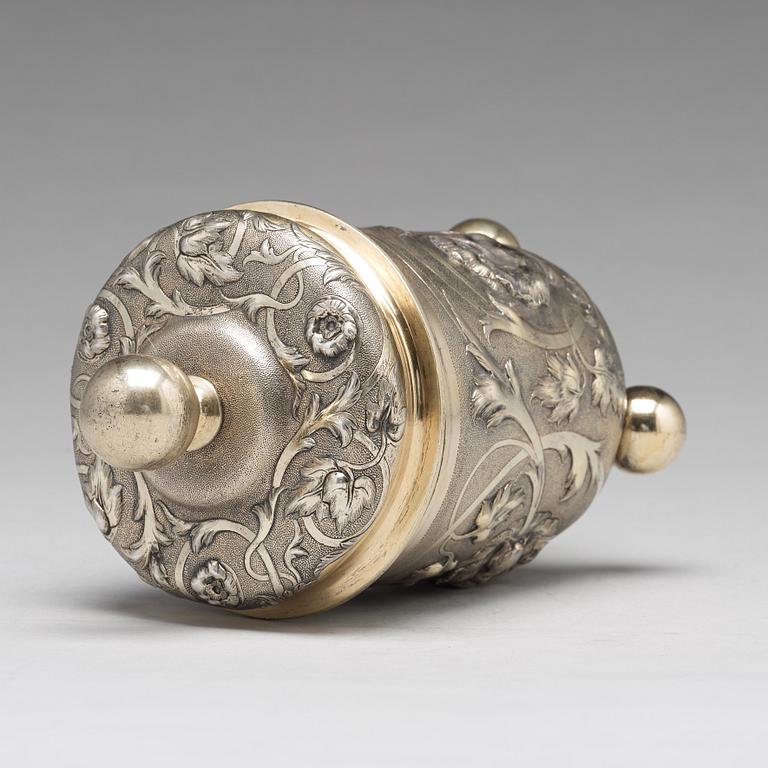 Bägare med lock, oidentifierad mästare, silver, Moskva 1857.