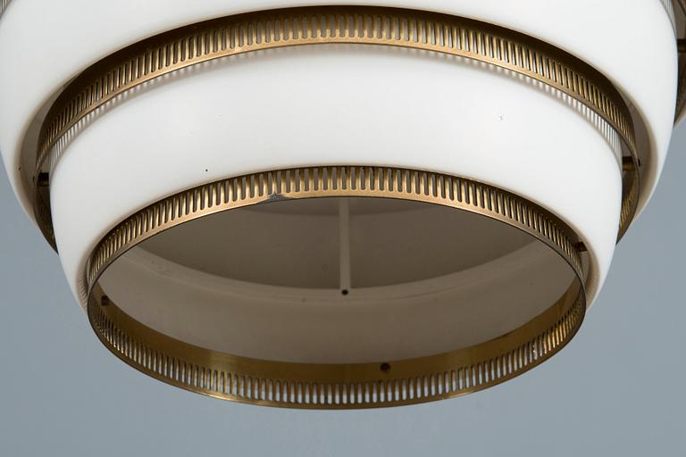 Alvar Aalto, A CEILING LAMP.