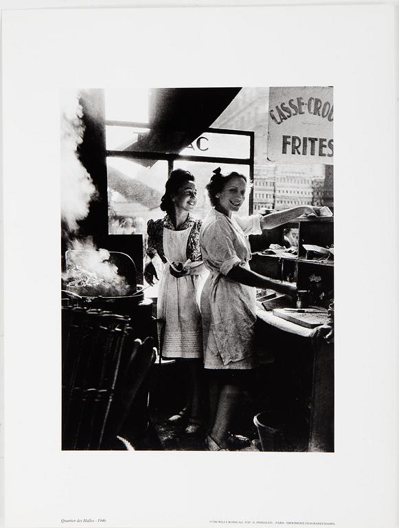 WILLY RONIS, Portfolio with 12 photographs reproduced in black and white on thick paper.  Published in 1986.