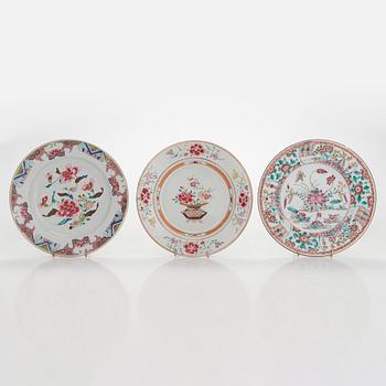 Nine Chinese porcelain dishes, Qing dynasty,  18th century and early 19th century.