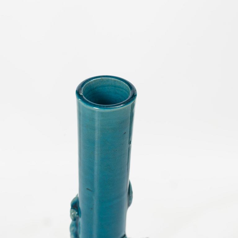 A turquoise glazed 'dragon vase' Qing dynasty, late 20th century.