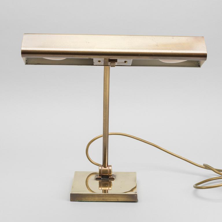 A WRITING DESK LAMP SECOND HALF OF 20TH CENTURY.