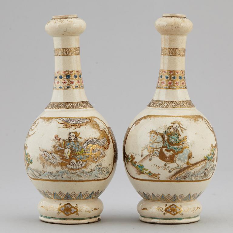 A pair of satsuma vases, Japan, Meiji (1868-1912).