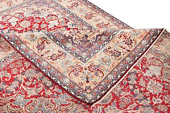 A Najafabad carpet, c. 360 x 252 cm.