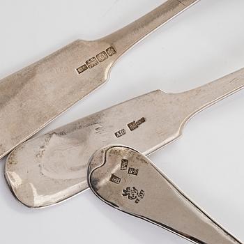 Soppslev, ragusked och matskedar, 2 st, S:t Petersburg och Moskva 1801 - 1872.