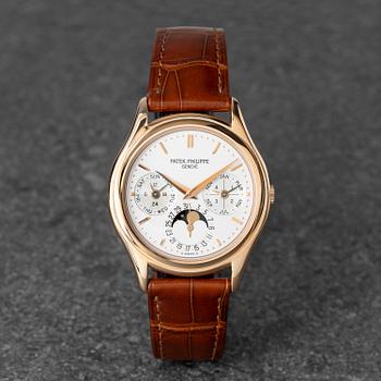 1079. Patek Philippe, Perpetual Calendar, "Rose Gold", ca 2001.
