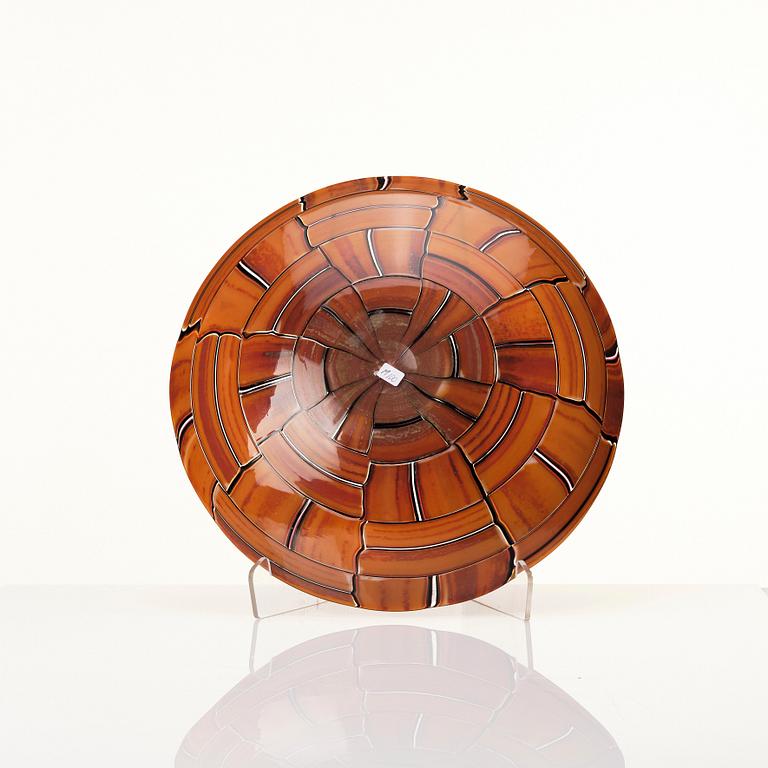 Ercole Barovier, a 'Tessere ambra' dish and three plates, Barovier & Toso Murano Italy 1950-1960s.