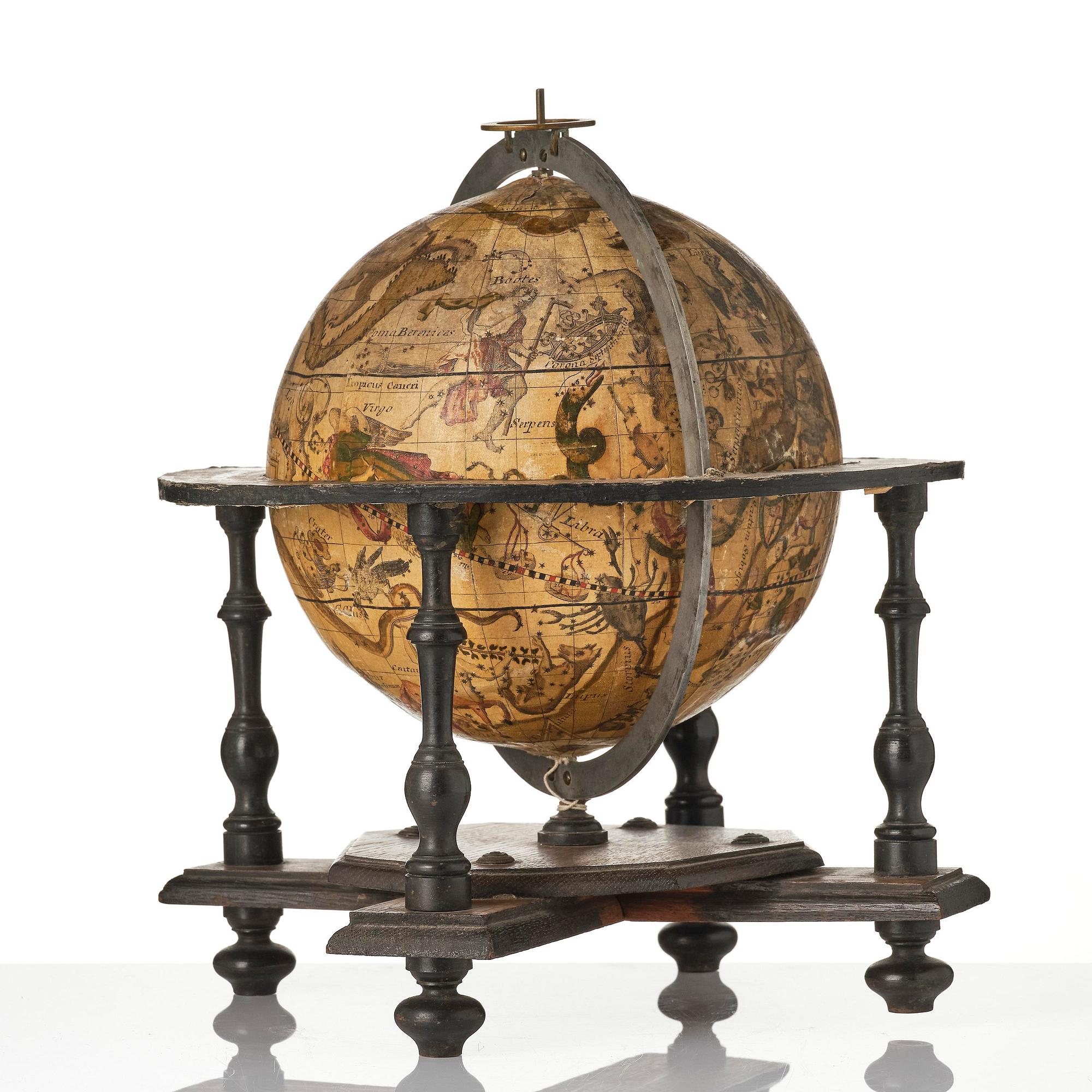 A celestial library globe by av Matthäus Seutter (Augsburg, 1678-1757).