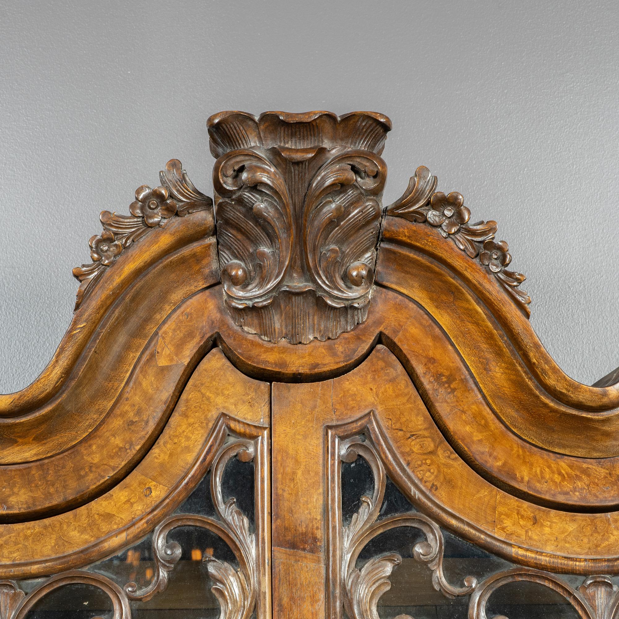 Vitrinskåp, Holland, 1800-tal.