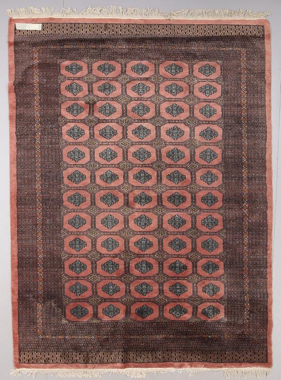 MATTA, Pakistan, 1900-talets andra hälft. Ca 187 x 278 cm.