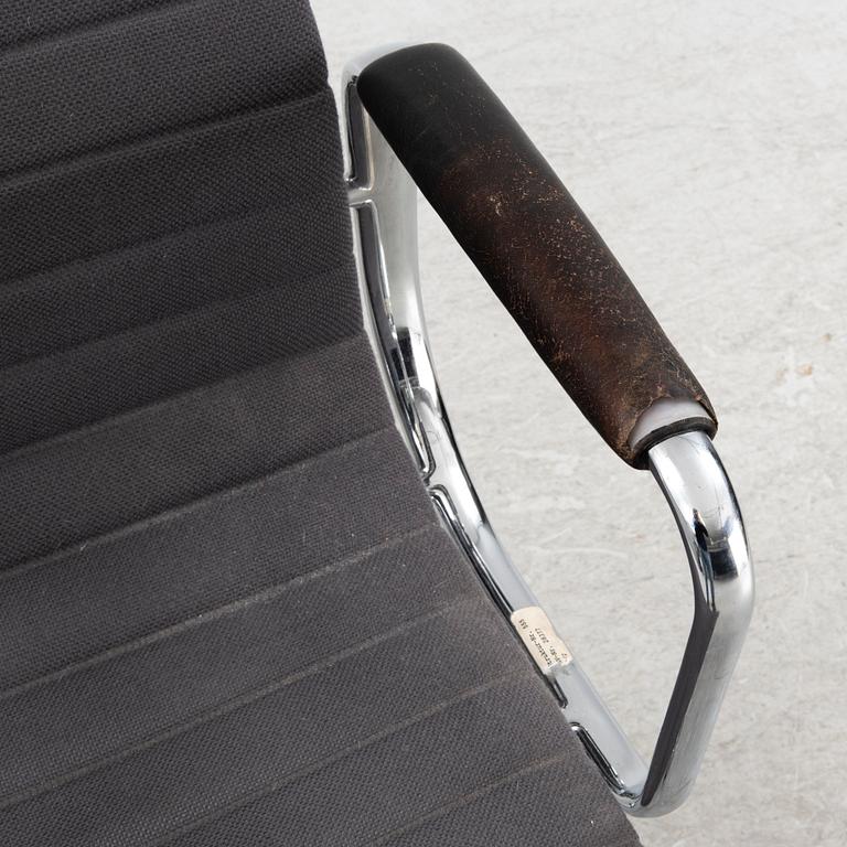Charles & Ray Eames, EA 108 office chair, Vitra.
